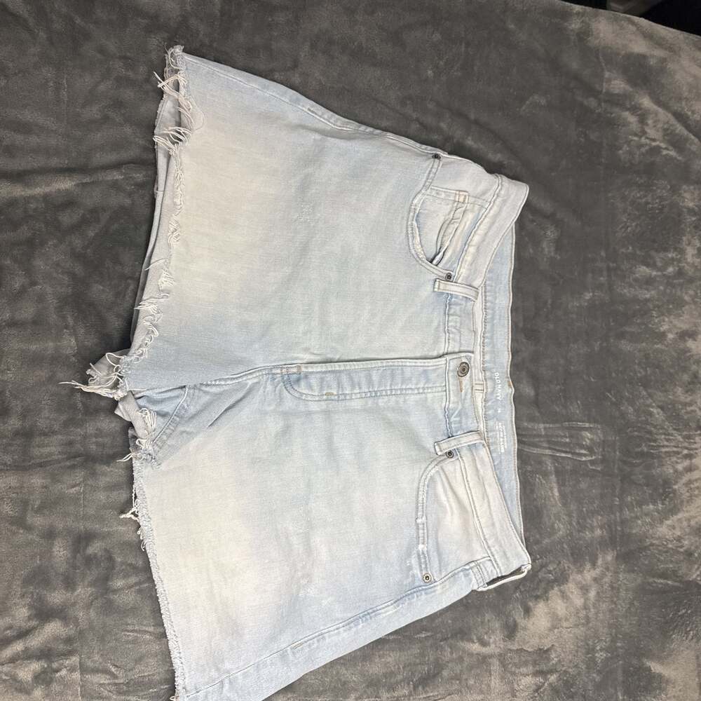 Old Navy High-Rise Sky-Hi A-Line 3" Inseam Fray Hem Jean  Size 14